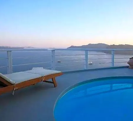 Delfini Santorini Oia